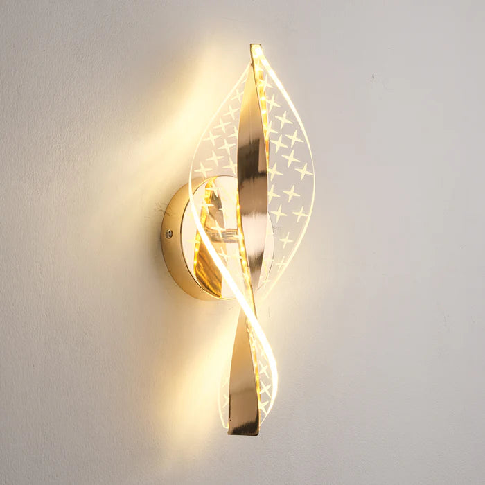 Luxury Golden Wall Light with Clear Acrylic Twist – 12W LED (WH 2513-GO-TC)