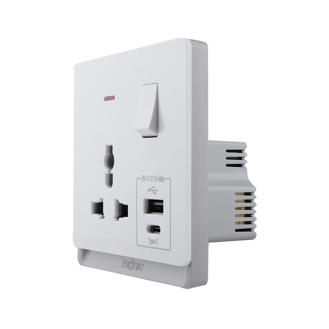 Premium Universal Single Outlet with USB | TD Range (TD 5113-UN-UB-GO)