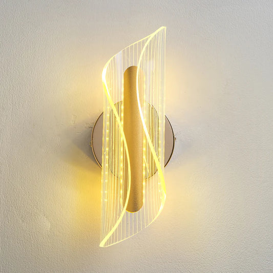 Golden Decorative Wall Light with Clear Acrylic Accent – 5W LED (WH 2509-GO-TC)